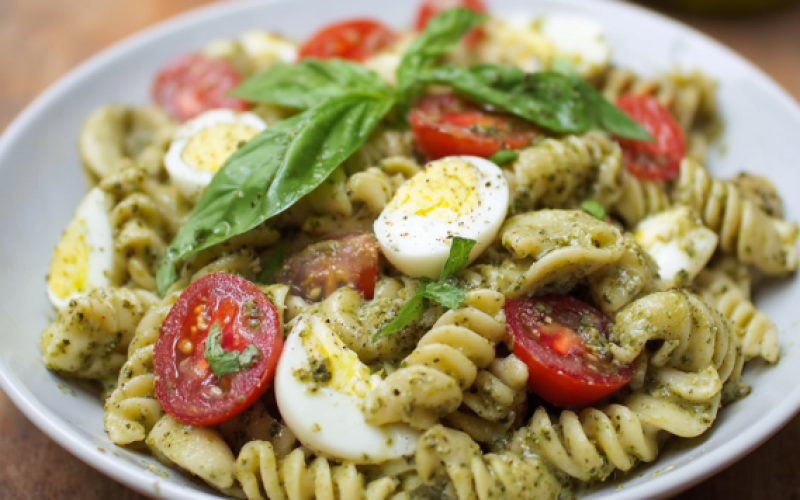 Light and Creamy Pesto Caprese Pasta Salad